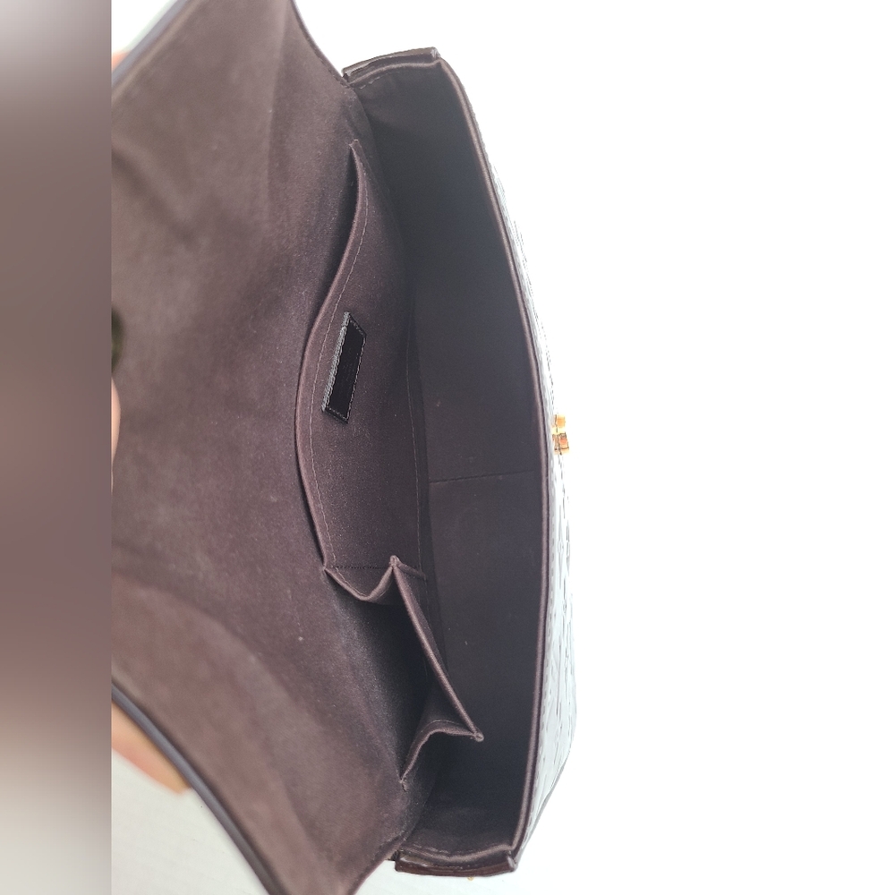 Louis Vuitton Authentic Rodeo Drive Amarante Vernis Leather Shoulder Bag - Picture 9 of 16